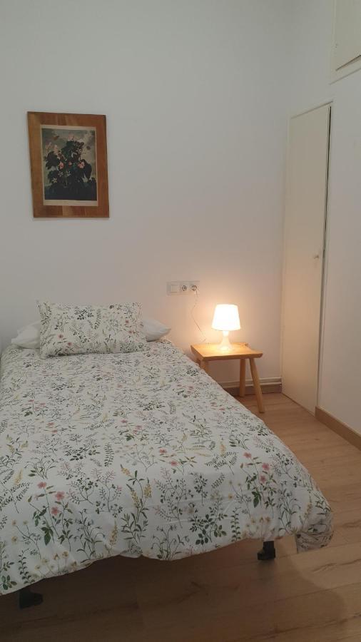 Apartamento Nuevo En Terrassa Centro Eksteriør bilde
