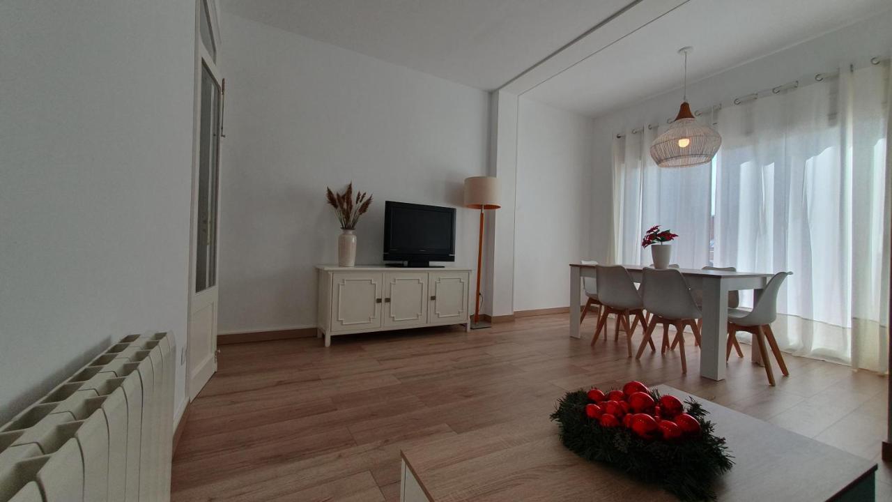Apartamento Nuevo En Terrassa Centro Eksteriør bilde