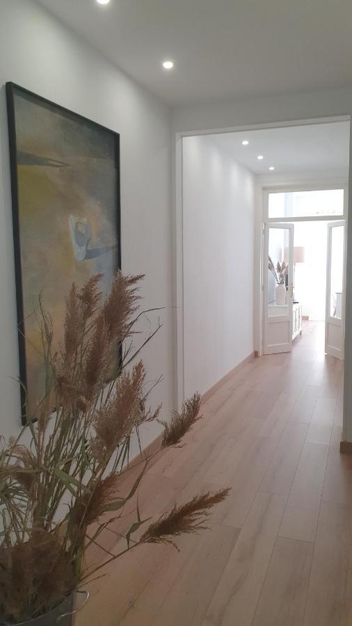 Apartamento Nuevo En Terrassa Centro Eksteriør bilde