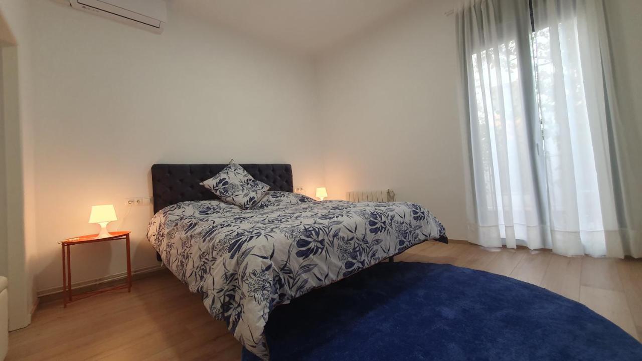 Apartamento Nuevo En Terrassa Centro Eksteriør bilde