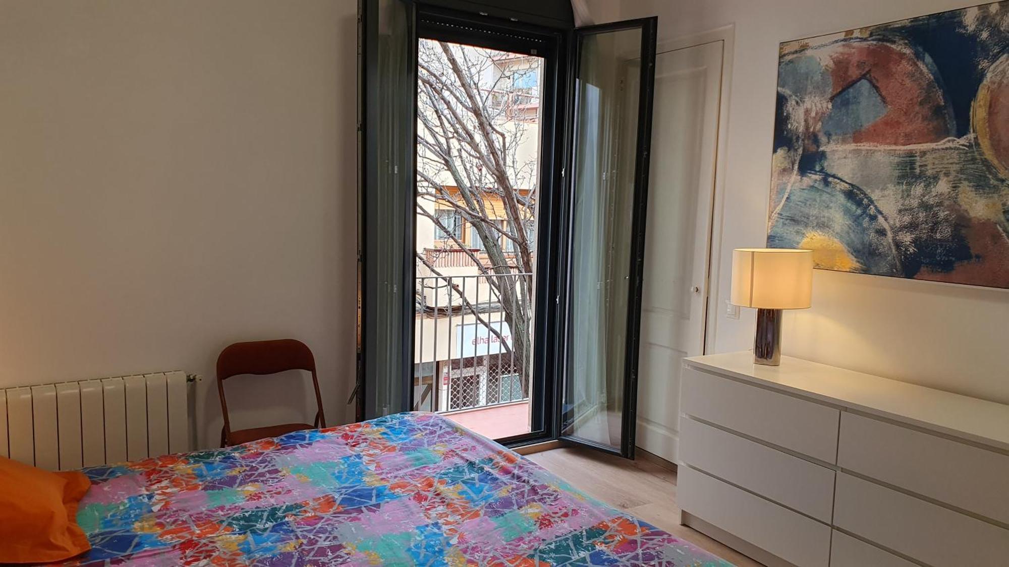 Apartamento Nuevo En Terrassa Centro Eksteriør bilde