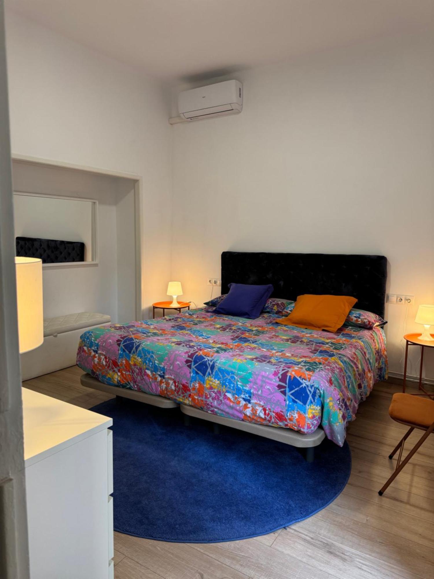 Apartamento Nuevo En Terrassa Centro Eksteriør bilde