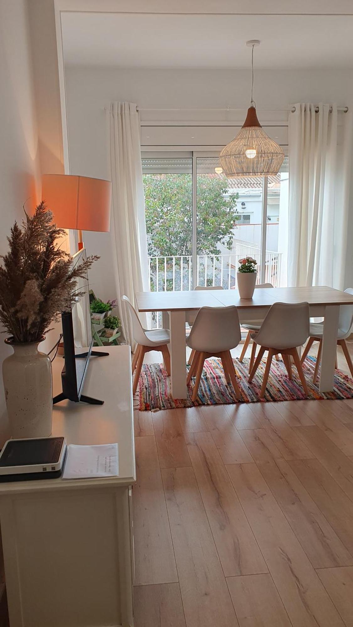Apartamento Nuevo En Terrassa Centro Eksteriør bilde